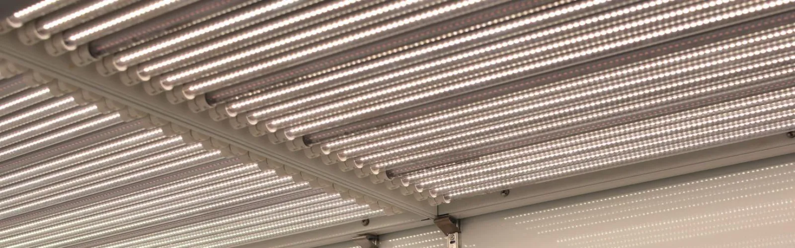 PGR15 LED lighting
