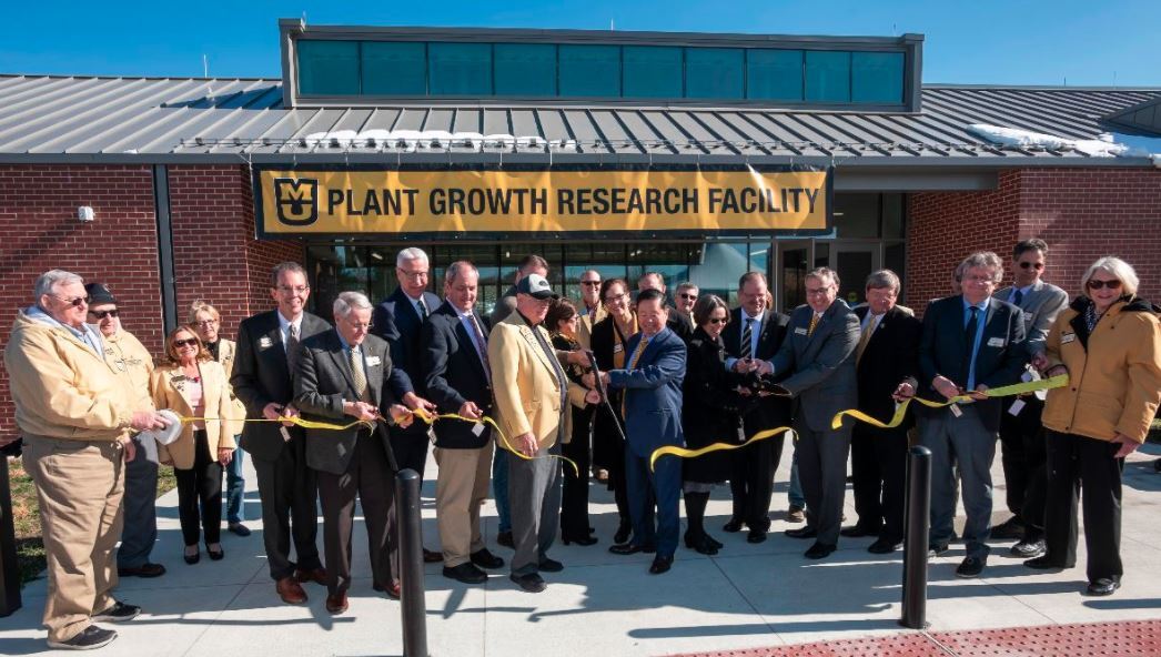 UNIVERSITY OF MISSOURI OPENS PLANT GROWTH RESEARCH FACILITY